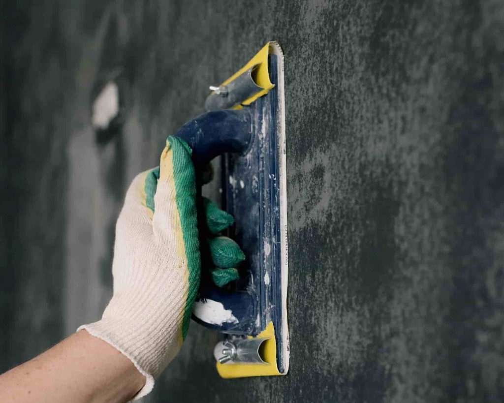 Aplicación manual de mortero